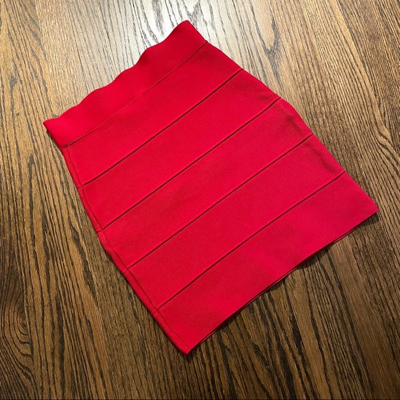 BCBG Simone Red Bandage Bodycon Skirt Small - Picture 6 of 6